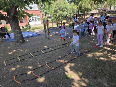 Спортен празник под мотото “Здрави, силни и щастливи“ се състоя в ДГ №8 “Юрий Гагарин“