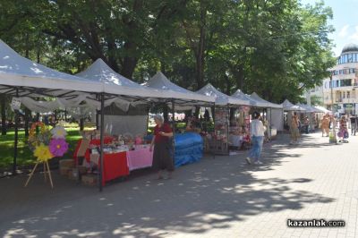 Трепети и жарко слънце в Казанлък преди кулминацията на Празник на розата 2025 