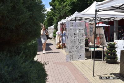 Трепети и жарко слънце в Казанлък преди кулминацията на Празник на розата 2025 