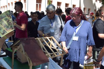 Деветото издание на ТехноФест в ПГ „Иван Хаджиенов“ предложи иновативни проекти в областта на професионалното образование