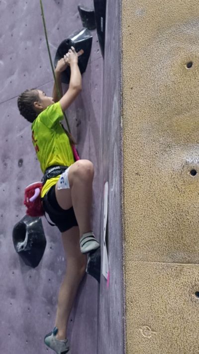 Косара Костова от клуб „Селт“ се качи на почетната стълбичка на Държавното по спортно катерене