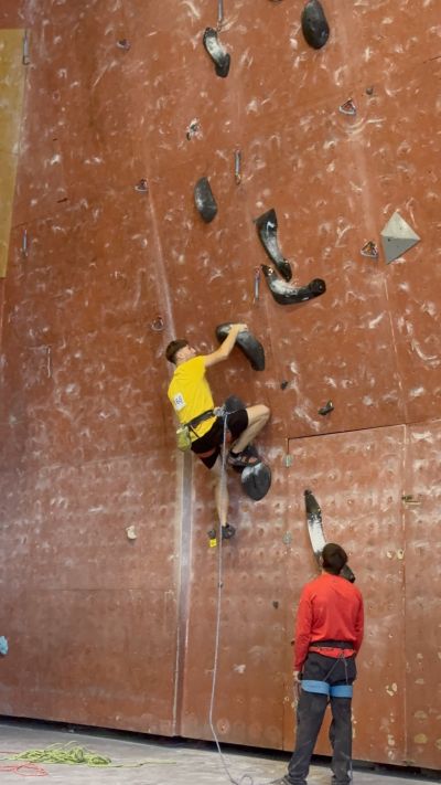 Косара Костова от клуб „Селт“ се качи на почетната стълбичка на Държавното по спортно катерене