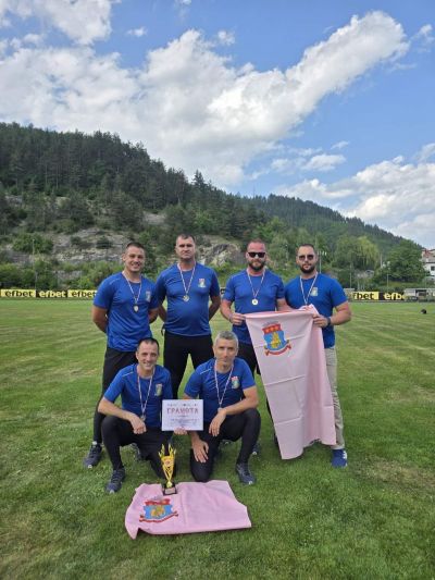 Отборът на Община Казанлък за трета поредна година е първи на състезанието за доброволци