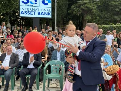 Празникът на розата и минералната вода в Павел баня се превърна в наслада за сетивата и душата