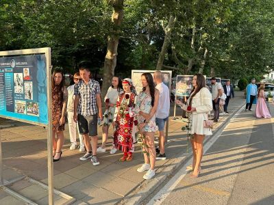 За първи път Павел баня реди царете и цариците си през годините в тематична изложба 