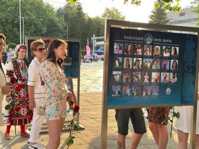 За първи път Павел баня реди царете и цариците си през годините в тематична изложба 