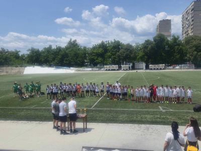 Редица победи за футболистите на клуб “Казанлък“