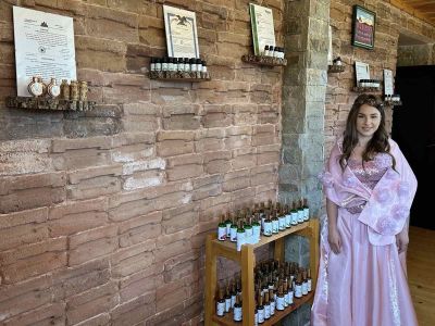 Иса Бесоолу: Важно е да има работа и поминък за хората. Маслодайната роза не е само красиви снимки, а труд и отговорност