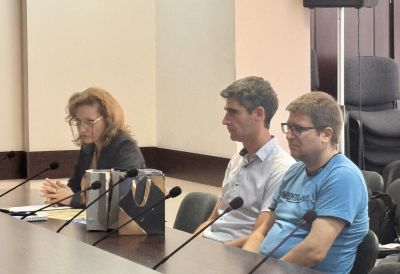 Областният управител д-р Неделчо Маринов награди ученици от Казанлък, участвали в Европейската олимпиада по статистика 