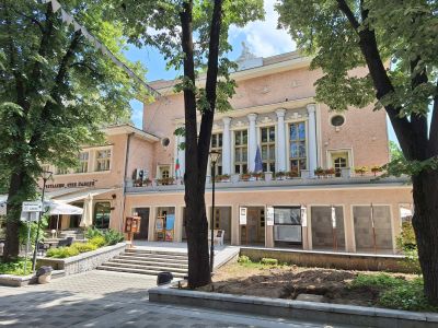 Ученици от ПХГ „Св. Св. Кирил и Методий“ с блестящо представяне на Националното състезание по природни науки