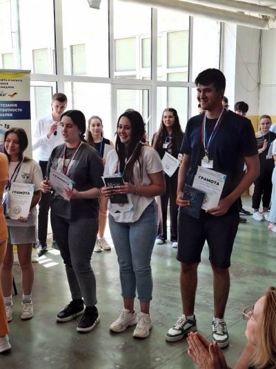 Ученици от ПХГ „Св. Св. Кирил и Методий“ с блестящо представяне на Националното състезание по природни науки