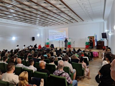 Ученици от ПХГ „Св. Св. Кирил и Методий“ с блестящо представяне на Националното състезание по природни науки