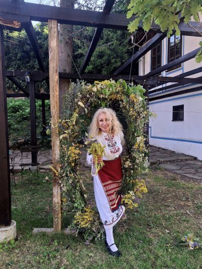 Шипченци по следите на предците на Еньовден