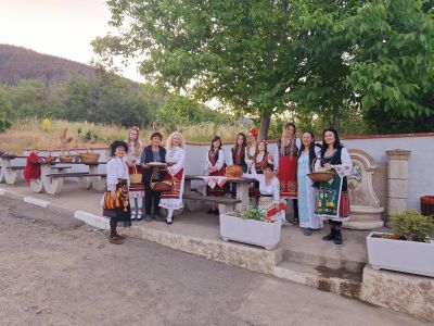 Шипченци по следите на предците на Еньовден