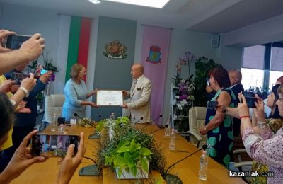 Община Казанлък и УниБИТ ще разработват стратегия за възстановяването на паметника Бузлуджа