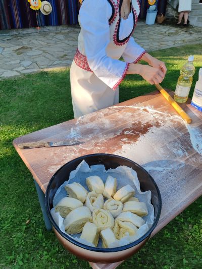 77 билки и половина на Еньовден в Енина