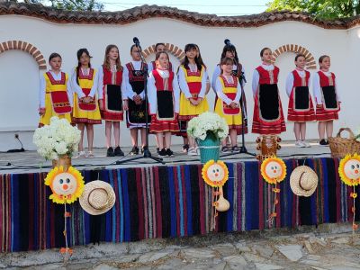 77 билки и половина на Еньовден в Енина