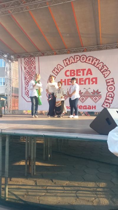 Павелбанци с награда от „Дефиле на носията“