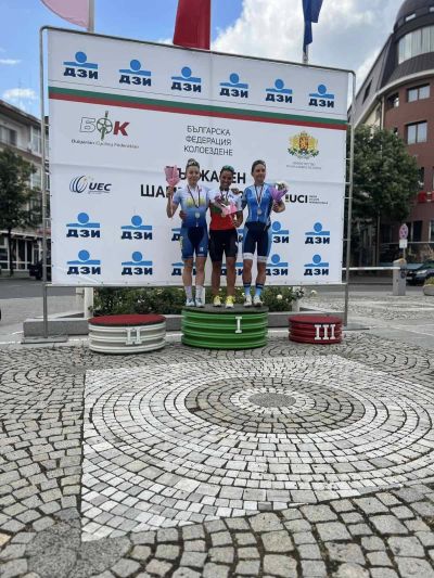 При изключително оспорвана надпревара завърши Държавният шампионат по шосейно колоездене. Вижте победителите