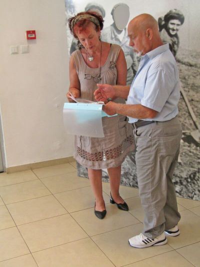 Галерията в Димитровград получи ценно дарение от Лилия Димитрова - общественик, творец от Казанлък и племенница на Чудомир