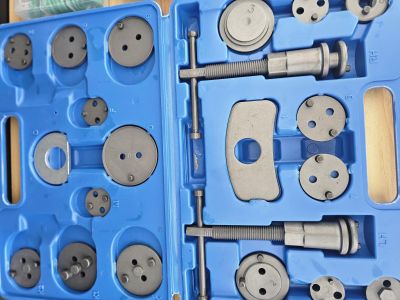 Автосервиз на самообслужване Garage 66 отвори врати в Казанлък