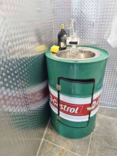 Автосервиз на самообслужване Garage 66 отвори врати в Казанлък