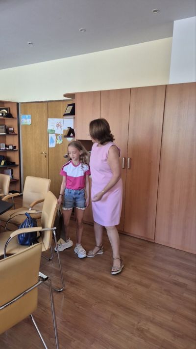 Кметът на Казанлък награди гимнастичките с лагер в най - новия спортен комплекс в Самоков