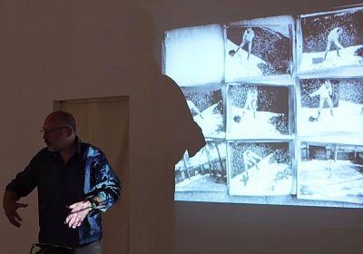 Образователната платформа „Събота в галерията“ срещна публиката в Казанлък с проф. Свилен Стефанов