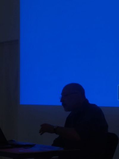 Образователната платформа „Събота в галерията“ срещна публиката в Казанлък с проф. Свилен Стефанов