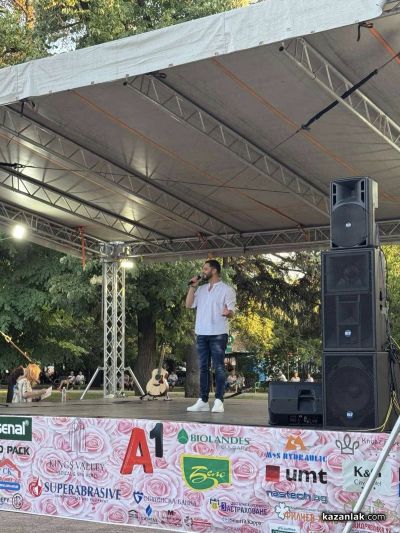 Казанлък се наслади на незабравима музикална вечер с концерта на дует “Шик”