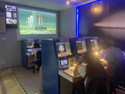 “Светлинките“ Рая Енева и Диан Драгнев се завърнаха „от Космоса“  