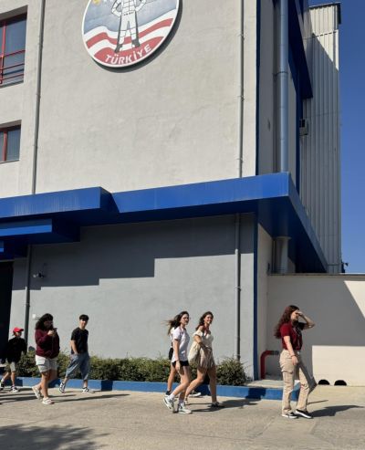 “Светлинките“ Рая Енева и Диан Драгнев се завърнаха „от Космоса“  