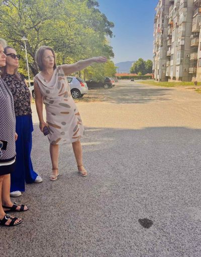 7 междублокови пространства ще бъдат напълно обновени през 2025г. с бюджета на Община Казанлък