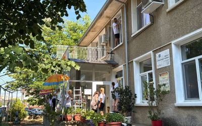 130 доброволци преобразиха части от Казанлък с еко инициатива