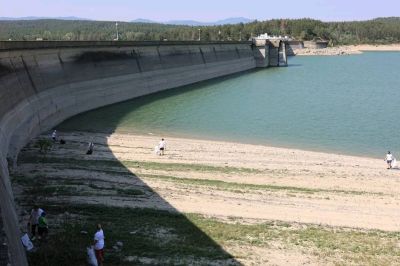 130 доброволци преобразиха части от Казанлък с еко инициатива