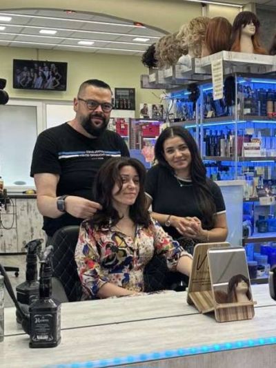 Неви от Павел баня получи перука от казанлъшкия коафьор Стенли Нанчев