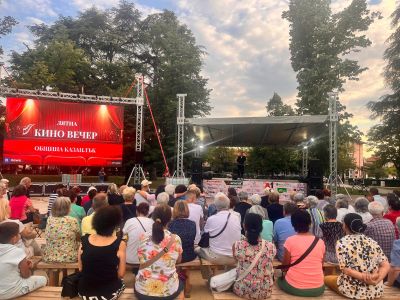 Христос Гремос - музикален поздрав от побратимения Дидимотико / Новини от Казанлък