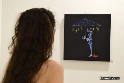 Творецът Георги Гечев за дебютната си изложба в Казанлък: „Избягай с Мен“ е личен разказ в картини