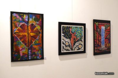 Творецът Георги Гечев за дебютната си изложба в Казанлък: „Избягай с Мен“ е личен разказ в картини