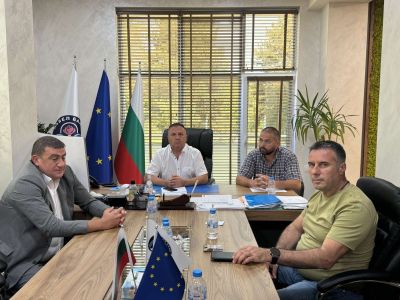 Кметът Иса Бесоолу реши проблема с унищожаването на заразените с шарка животни в Павелбанско 