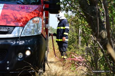 Жена предизвика пожар в съседен имот в с. Овощник / Новини от Казанлък