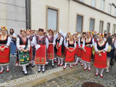 Достойно представяне на ТК “Янина“ на международния фестивал “Blue diamond“ в Прага, Чехия