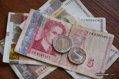 За 40 лв и мобилен телефон пребиха мъж в дома му / Новини от Казанлък