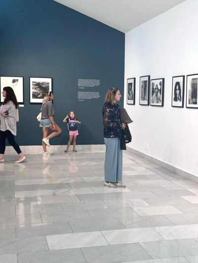 В къща музей „Ненко Балкански“ бе открита изложбата „Завръщането на Лоте Михайлова: Срамежливата интимност“