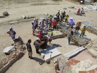 Снимки от своята експедиция из България, Гърция и Северна Македония показват казанлъшките туристи в Музея на фотографията  / Новини от Казанлък