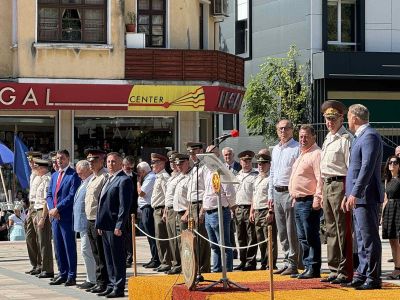 Кметът Иса Бесоолу бе гост на тържествено полагане на клетва на военни 