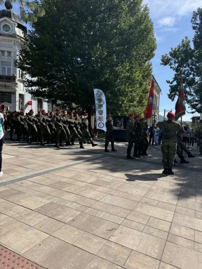 Кметът Иса Бесоолу бе гост на тържествено полагане на клетва на военни 