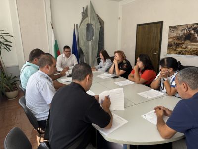 Областната епизоотична комисия се събра да анализира актуалната ситуация с разпространението на шарката по дребните преживни животни / Новини от Казанлък