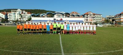 Талантите на ФК “Розова долина“ са полуфиналисти на международния турнир в Обзор