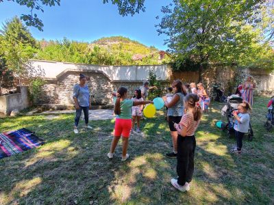 Малки и големи от Енина заедно изпратиха лятото